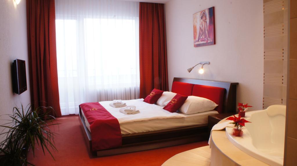Avanti Hotel Brno Exterior photo